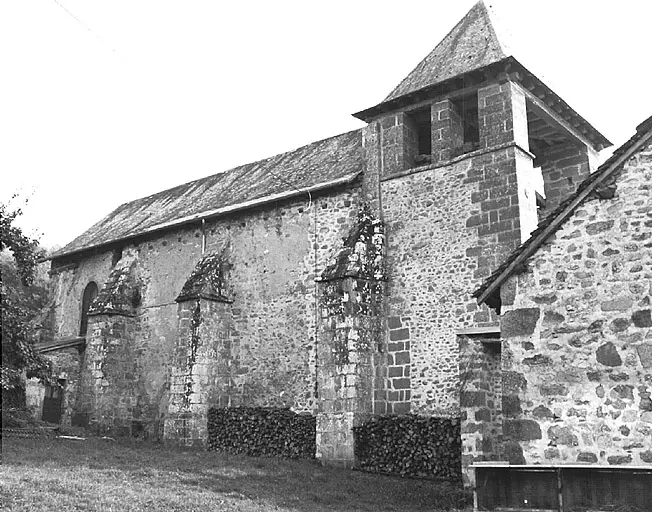 Foto di Chiesa di Saint-Genest - POP Plateforme Ouverte du Patrimoine / Base Mérimée - (c) Région Nouvelle-Aquitaine, Inventaire général du patrimoine culturel