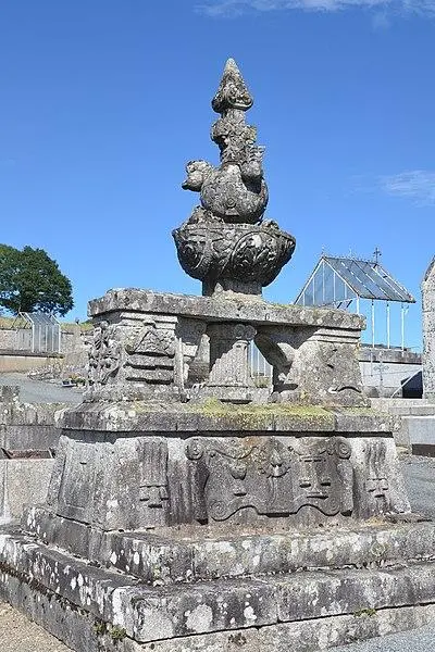 Foto von Trauerdenkmal von Pierre-Victor Loth - LucasD - © Creative Commons (https://creativecommons.org/licenses/by-sa/4.0/deed.fr)