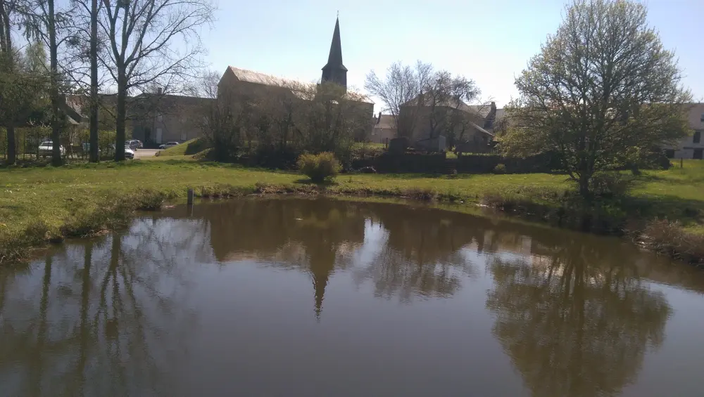 Foto von Saint-Victor Church - Sous licence Creative Commons (https://creativecommons.org/licenses/by-sa/4.0/deed.fr) - Par FrenchEmpire - © Creative Commons (https://creativecommons.org/licenses/by-sa/4.0/deed.fr)