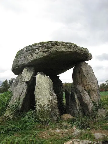 Foto de Dolmens n ° 3 y 4 del betoulle - Stéphane Batigne - © Creative Commons (https://creativecommons.org/licenses/by-sa/4.0/deed.fr)