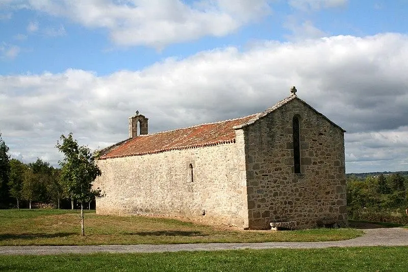 Foto von Saint-Jean-Baptiste-Kapelle - Fourgeaudg - © Creative Commons (https://creativecommons.org/licenses/by-sa/4.0/deed.fr)