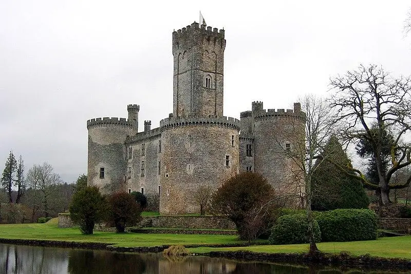 Foto von Montbrun Castle - $pooky - © Creative Commons (https://creativecommons.org/licenses/by-sa/4.0/deed.fr)