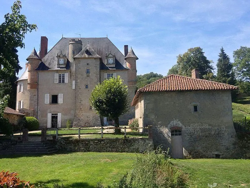 Foto de Castillo - Bnico - © Creative Commons (https://creativecommons.org/licenses/by-sa/4.0/deed.fr)