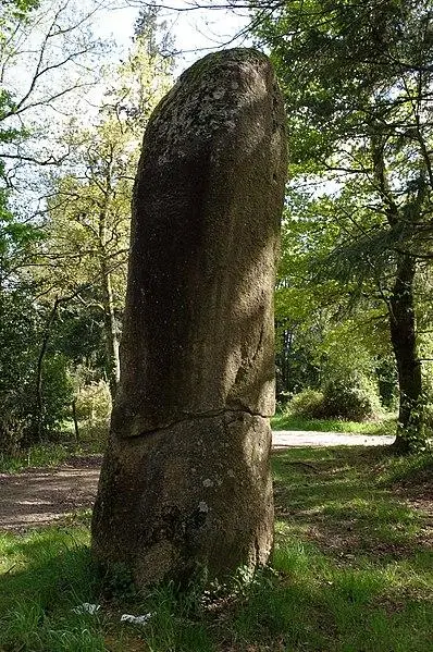 Foto de Peak Menhir - Traumrune - © Creative Commons (https://creativecommons.org/licenses/by-sa/4.0/deed.fr)
