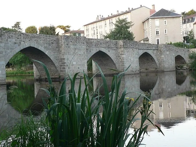 Foto de Puente de santa - User:Aratar - © Creative Commons (https://creativecommons.org/licenses/by-sa/4.0/deed.fr)