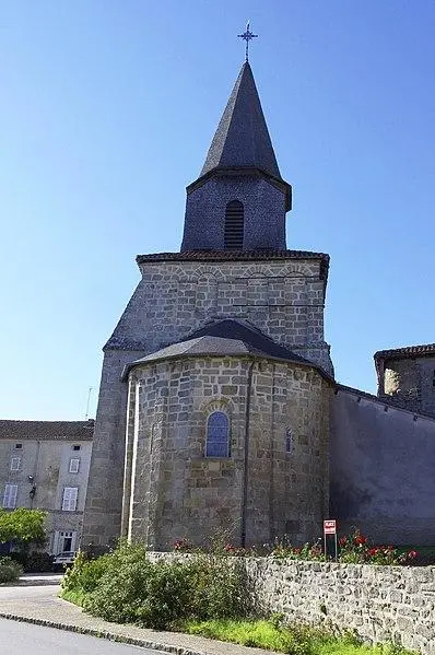 Foto von Saint-Amand Church - Traumrune - © Creative Commons (https://creativecommons.org/licenses/by-sa/4.0/deed.fr)