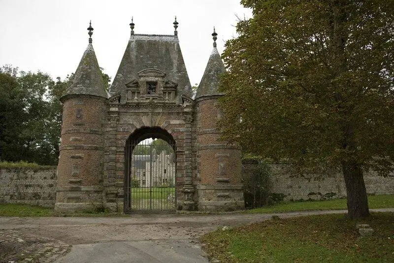 Picture of Château d'Auberville - PMRMaeyaert - © Creative Commons (https://creativecommons.org/licenses/by-sa/4.0/deed.fr)