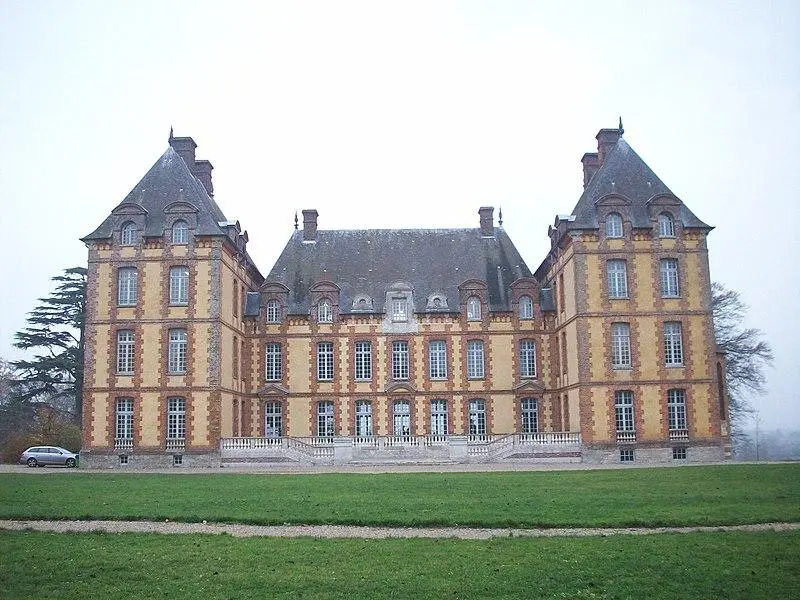 Picture of Merval castle, currently agricultural high school - Giogo - © Creative Commons (https://creativecommons.org/licenses/by-sa/4.0/deed.fr)