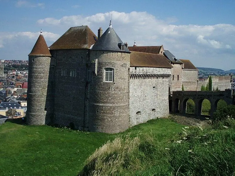 Picture of Castle - Georgio - © Creative Commons (https://creativecommons.org/licenses/by-sa/4.0/deed.fr)