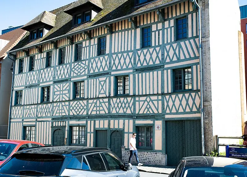 Picture of Houses - Cathy Bertrand - © Creative Commons (https://creativecommons.org/licenses/by-sa/4.0/deed.fr)
