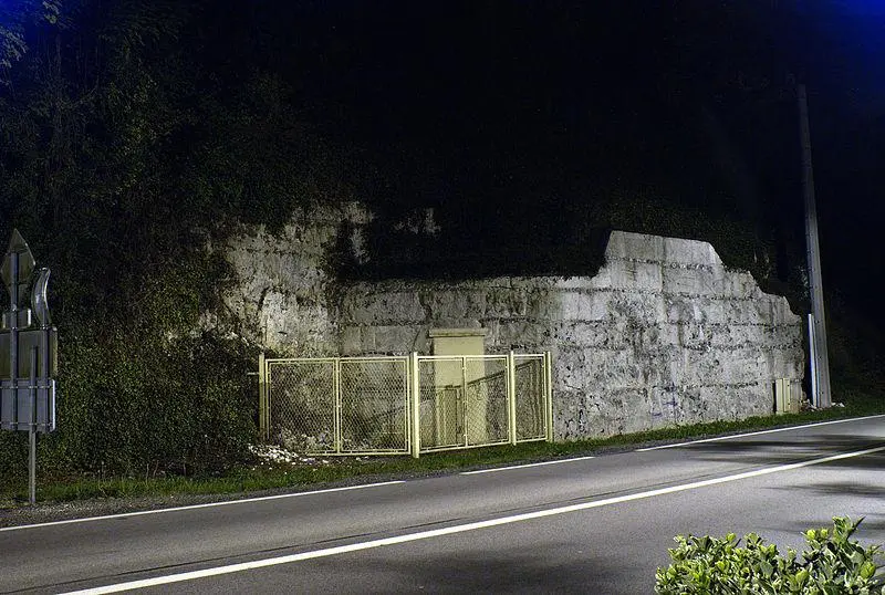 Picture of Prehistoric cave - Frédéric BISSON - © Creative Commons (https://creativecommons.org/licenses/by-sa/4.0/deed.fr)