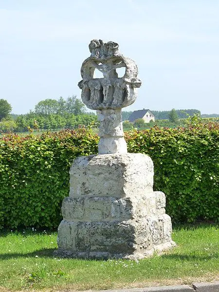 Picture of Cross cross - Paubry - © Creative Commons (https://creativecommons.org/licenses/by-sa/4.0/deed.fr)