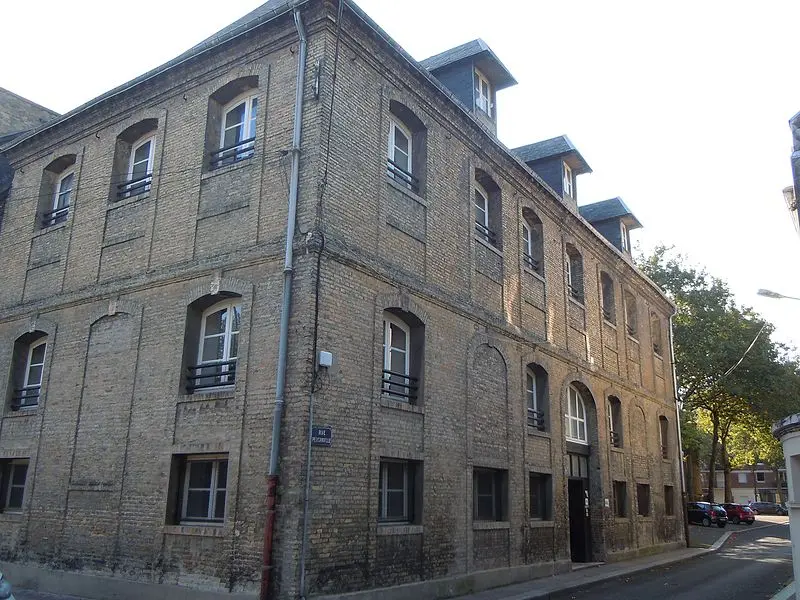 Picture of Bliville dubocage house (or house of widows) - Patrice78500 - © Creative Commons (https://creativecommons.org/licenses/by-sa/4.0/deed.fr)