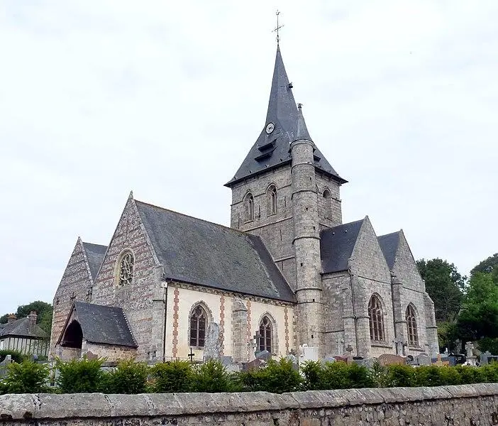 Picture of Saint-Pierre Church - Paubry - © Creative Commons (https://creativecommons.org/licenses/by-sa/4.0/deed.fr)