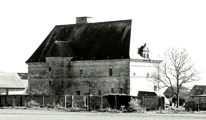 Picture of Manor - Paubry76 - © Creative Commons (https://creativecommons.org/licenses/by-sa/4.0/deed.fr)