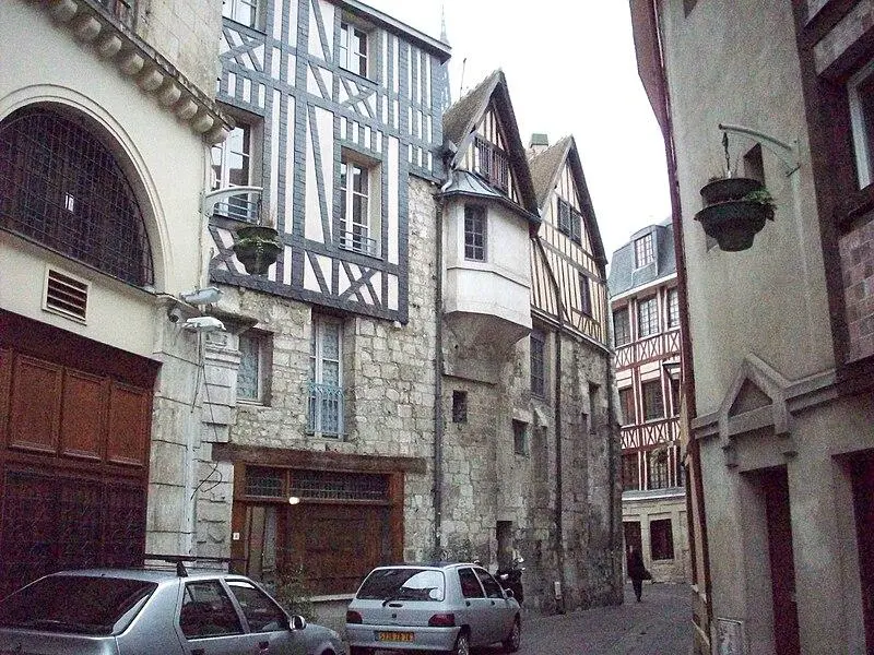 Picture of Former Abbey of Saint-Amand - Giogo - © Creative Commons (https://creativecommons.org/licenses/by-sa/4.0/deed.fr)