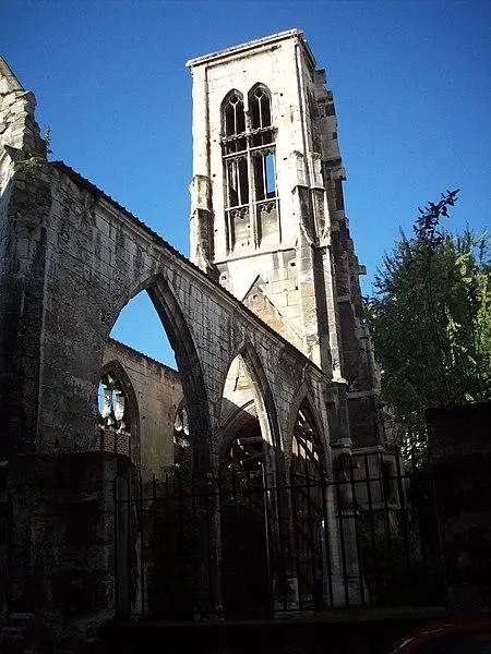 Picture of Former Saint-Pierre-du-Châtel church - Giogo - © Creative Commons (https://creativecommons.org/licenses/by-sa/4.0/deed.fr)