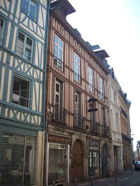 Foto de Edificio - Giogo - © Creative Commons (https://creativecommons.org/licenses/by-sa/4.0/deed.fr)