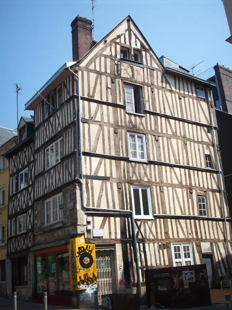 Foto de Edificio - Sous licence Creative Commons (https://creativecommons.org/licenses/by-sa/4.0/deed.fr) - Par Giogo - © Creative Commons (https://creativecommons.org/licenses/by-sa/4.0/deed.fr)