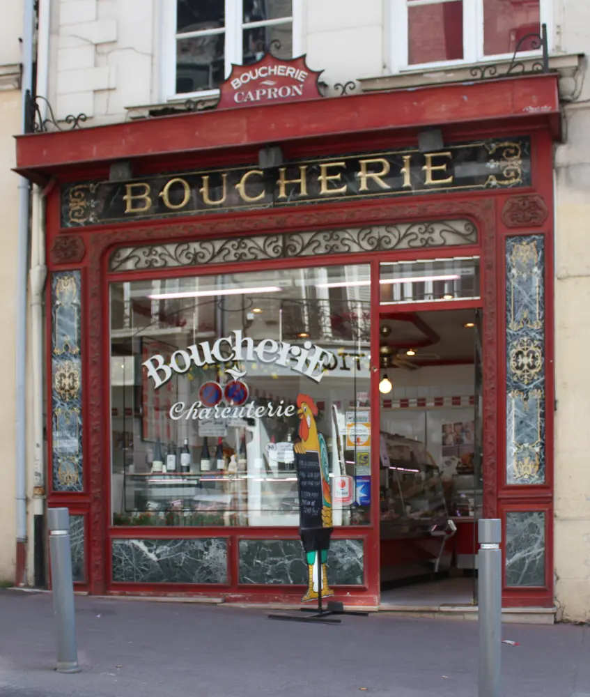 Foto de Edificio - Sous licence Creative Commons (https://creativecommons.org/licenses/by-sa/4.0/deed.fr) - Par ~Pyb - © Creative Commons (https://creativecommons.org/licenses/by-sa/4.0/deed.fr)