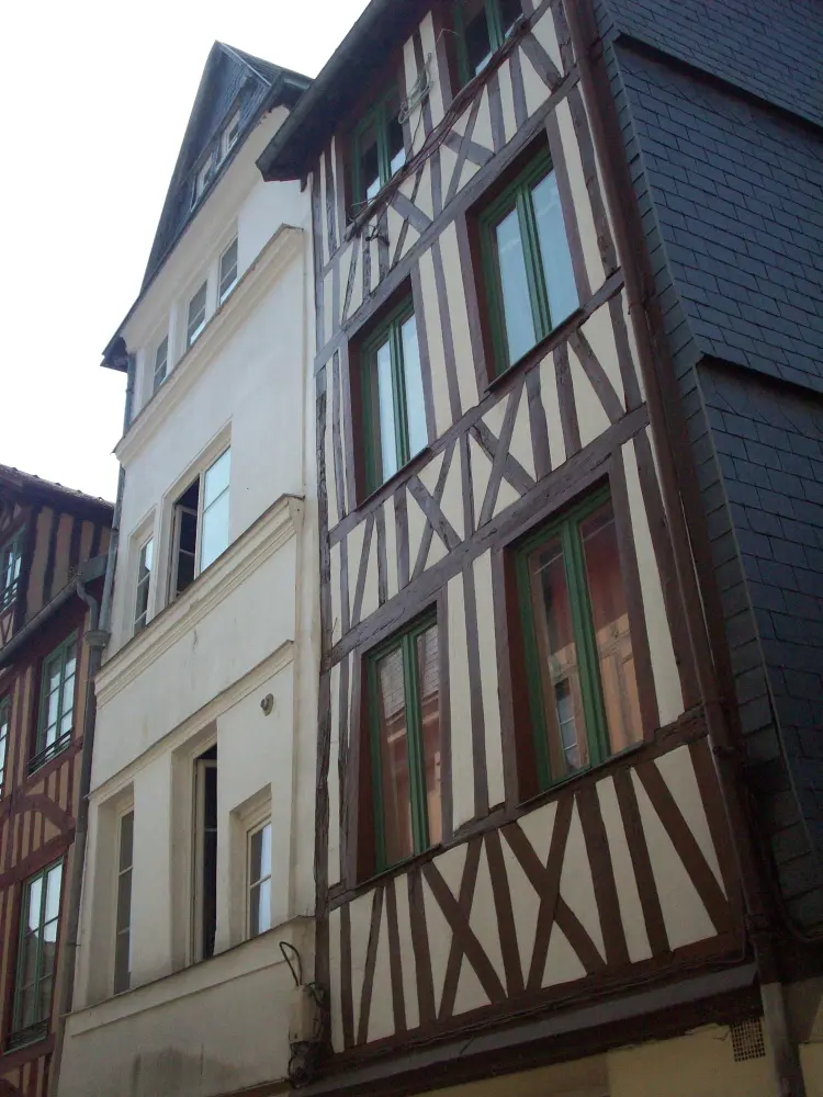 Foto de Edificio - Sous licence Creative Commons (https://creativecommons.org/licenses/by-sa/4.0/deed.fr) - Par Giogo - © Creative Commons (https://creativecommons.org/licenses/by-sa/4.0/deed.fr)