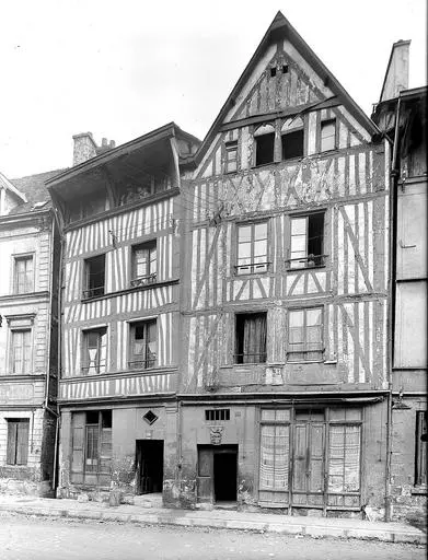 Picture of Master Master House-Teinturier - POP Plateforme Ouverte du Patrimoine / Base Mérimée - © Ministère de la Culture (France), Médiathèque du patrimoine et de la photographie, diffusion RMN-GP