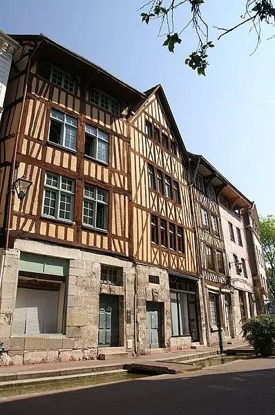 Picture of Master Master House-Teinturier - Pymouss - © Creative Commons (https://creativecommons.org/licenses/by-sa/4.0/deed.fr)