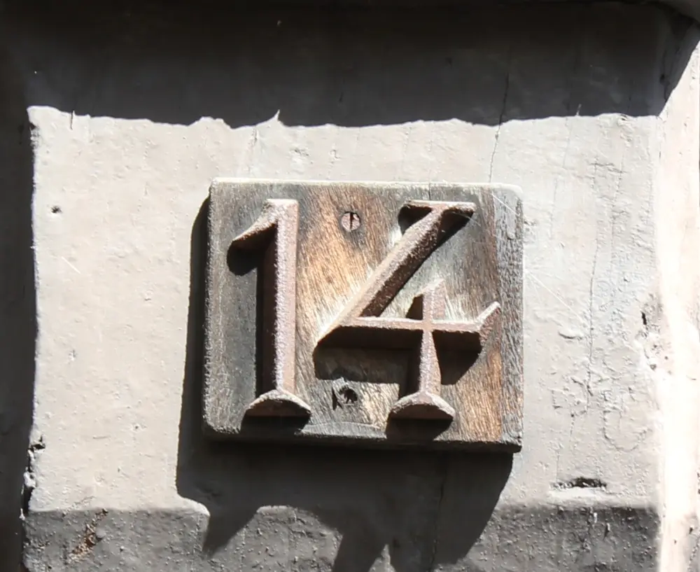 Foto de Edificio - Sous licence Creative Commons (https://creativecommons.org/licenses/by-sa/4.0/deed.fr) - Par ~Pyb - © Creative Commons (https://creativecommons.org/licenses/by-sa/4.0/deed.fr)