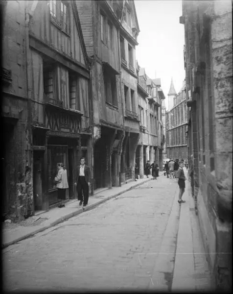 Foto de Edificio - POP Plateforme Ouverte du Patrimoine / Base Mérimée - © Ministère de la Culture (France), Médiathèque du patrimoine et de la photographie, diffusion RMN-GP
