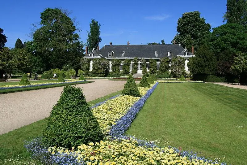 Picture of Plant garden - Arnaud Serander - © Creative Commons (https://creativecommons.org/licenses/by-sa/4.0/deed.fr)