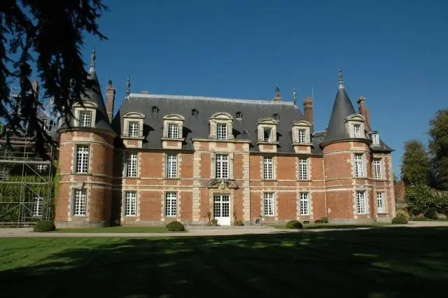Picture of Château de Miromesnil (also in commune of Tourville-sur-Arques) - W.Mechelke - © Creative Commons (https://creativecommons.org/licenses/by-sa/4.0/deed.fr)
