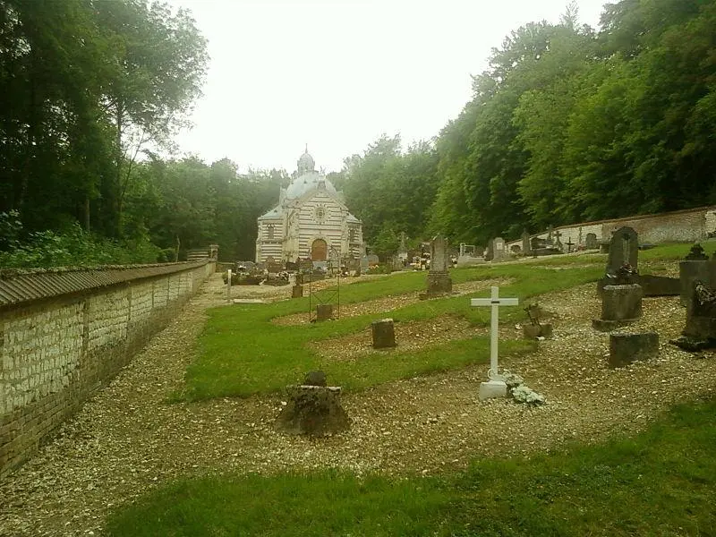 Picture of Old funeral chapel - myself - © Creative Commons (https://creativecommons.org/licenses/by-sa/4.0/deed.fr)