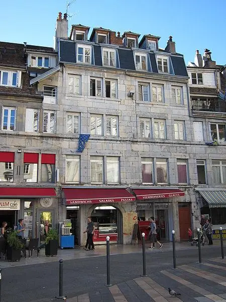 Foto de Hogar - Olvr81 - © Creative Commons (https://creativecommons.org/licenses/by-sa/4.0/deed.fr)