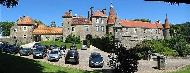 Foto von Château de Bournel (auch in Gemeinden von Cubrial und Nans) - Arnaud 25 - © Creative Commons (https://creativecommons.org/licenses/by-sa/4.0/deed.fr)