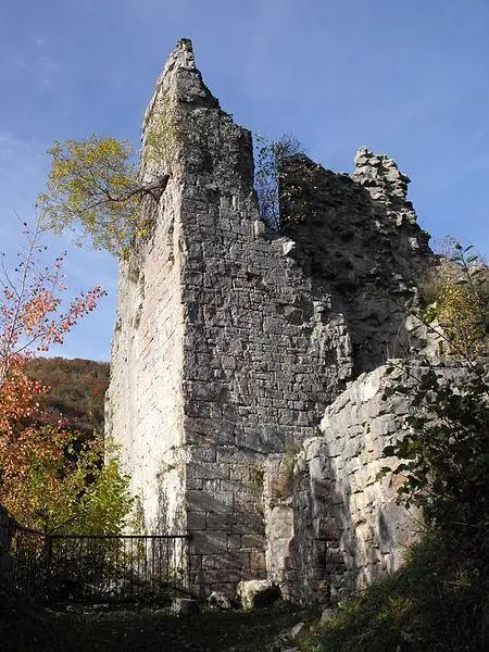 Foto von Schloss (Ruinen) - Sacamol - © Creative Commons (https://creativecommons.org/licenses/by-sa/4.0/deed.fr)