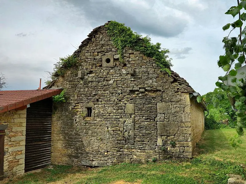Foto von Gewölbehaus im Keller - JGS25 - © Creative Commons (https://creativecommons.org/licenses/by-sa/4.0/deed.fr)