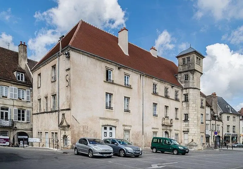 Foto de Ayuntamiento - Krzysztof Golik - © Creative Commons (https://creativecommons.org/licenses/by-sa/4.0/deed.fr)