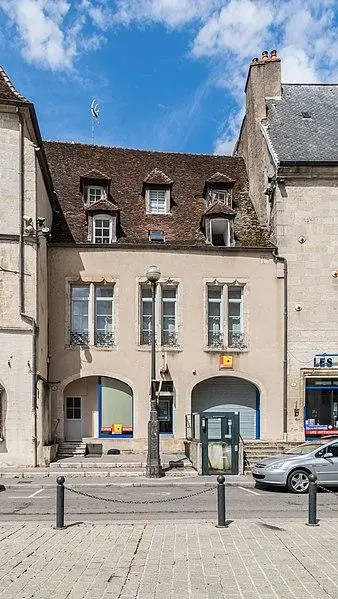 Foto von Gebäude - Krzysztof Golik - © Creative Commons (https://creativecommons.org/licenses/by-sa/4.0/deed.fr)