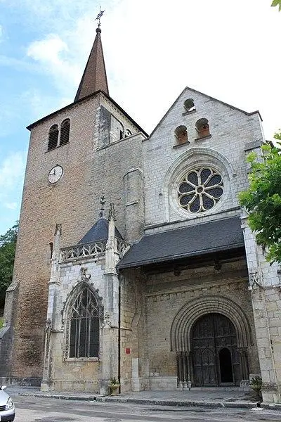 Foto von Saint-Anatoile Church - photography taken by Christophe.Finot - © Creative Commons (https://creativecommons.org/licenses/by-sa/4.0/deed.fr)