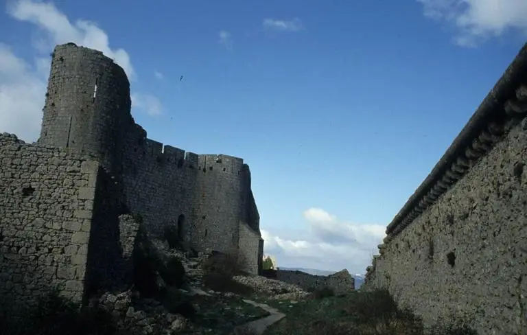 Foto von Ruinen des Château de Pyrpertse - POP Plateforme Ouverte du Patrimoine / Base Mérimée - © Monuments Historiques