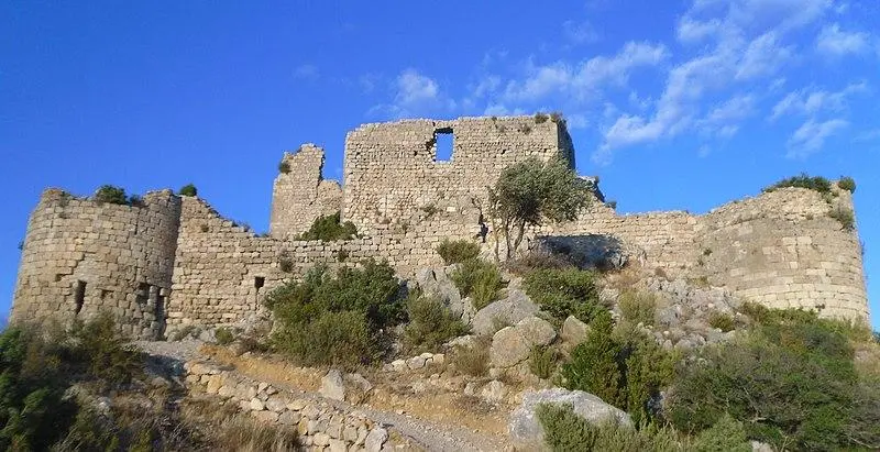 Foto von Ruinen von Aguilar Fort - ArnoLagrange - © Creative Commons (https://creativecommons.org/licenses/by-sa/4.0/deed.fr)