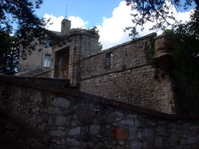 Foto di Ex cittadella - Victuallers - © Creative Commons (https://creativecommons.org/licenses/by-sa/4.0/deed.fr)