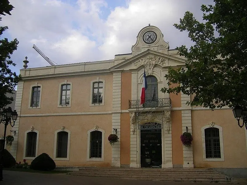 Foto di Municipio - Szeder László - © Creative Commons (https://creativecommons.org/licenses/by-sa/4.0/deed.fr)