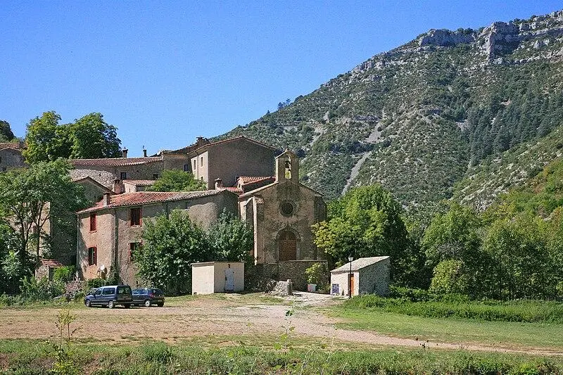 Foto de Castillo, iglesia y presbiterio - W. Bulach - © Creative Commons (https://creativecommons.org/licenses/by-sa/4.0/deed.fr)