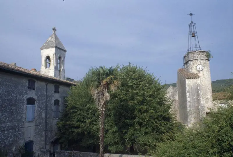 Foto di Castello, chiesa e presbiterio - POP Plateforme Ouverte du Patrimoine / Base Mérimée - © Monuments historiques