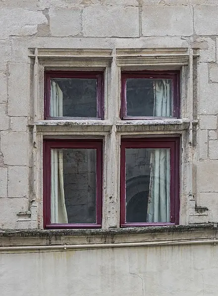 Foto di Edificio - Krzysztof Golik - © Creative Commons (https://creativecommons.org/licenses/by-sa/4.0/deed.fr)