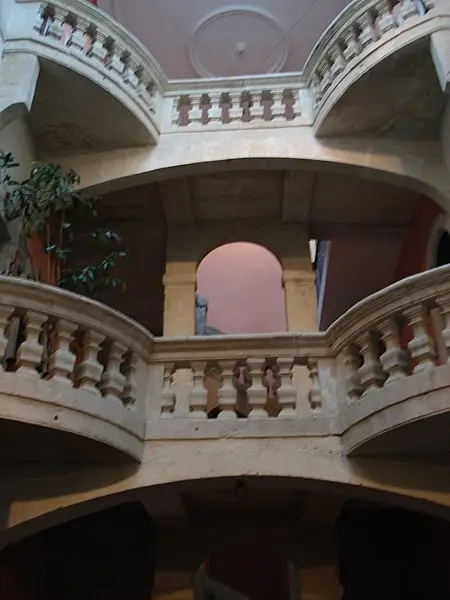 Foto di Casa - R.BENEZET. - © Creative Commons (https://creativecommons.org/licenses/by-sa/4.0/deed.fr)