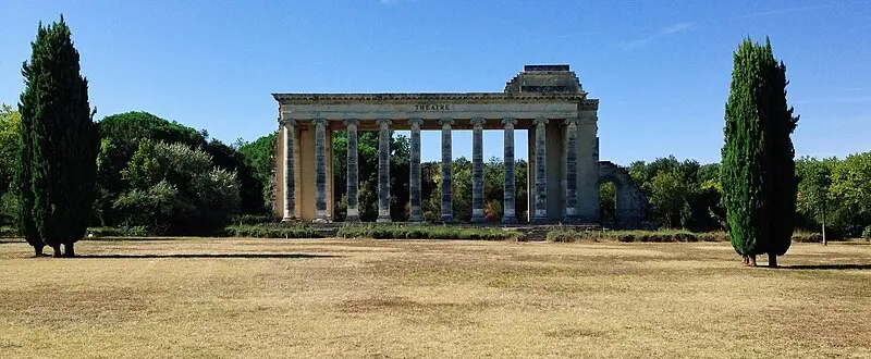 Foto von Ehemaliges Stadttheater - Alexander Baranov from Montpellier, France - © Creative Commons (https://creativecommons.org/licenses/by-sa/4.0/deed.fr)