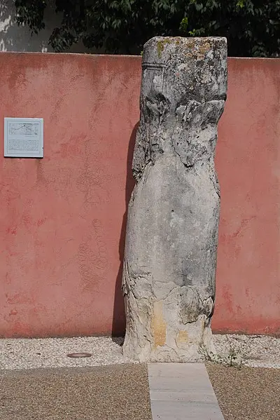 Picture of Billary column in the name of Antonin the pious - Ddiep - © Creative Commons (https://creativecommons.org/licenses/by-sa/4.0/deed.fr)