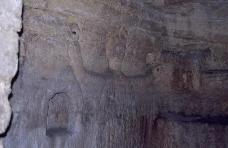 Picture of Crypt - POP Plateforme Ouverte du Patrimoine / Base Mérimée - © Monuments historiques